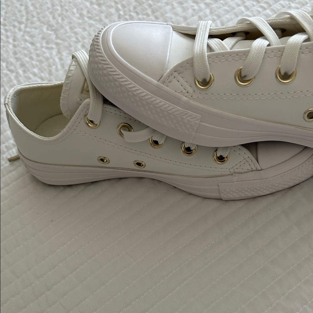 NEW Converse All Star Sneakers - Picture 10 of 12